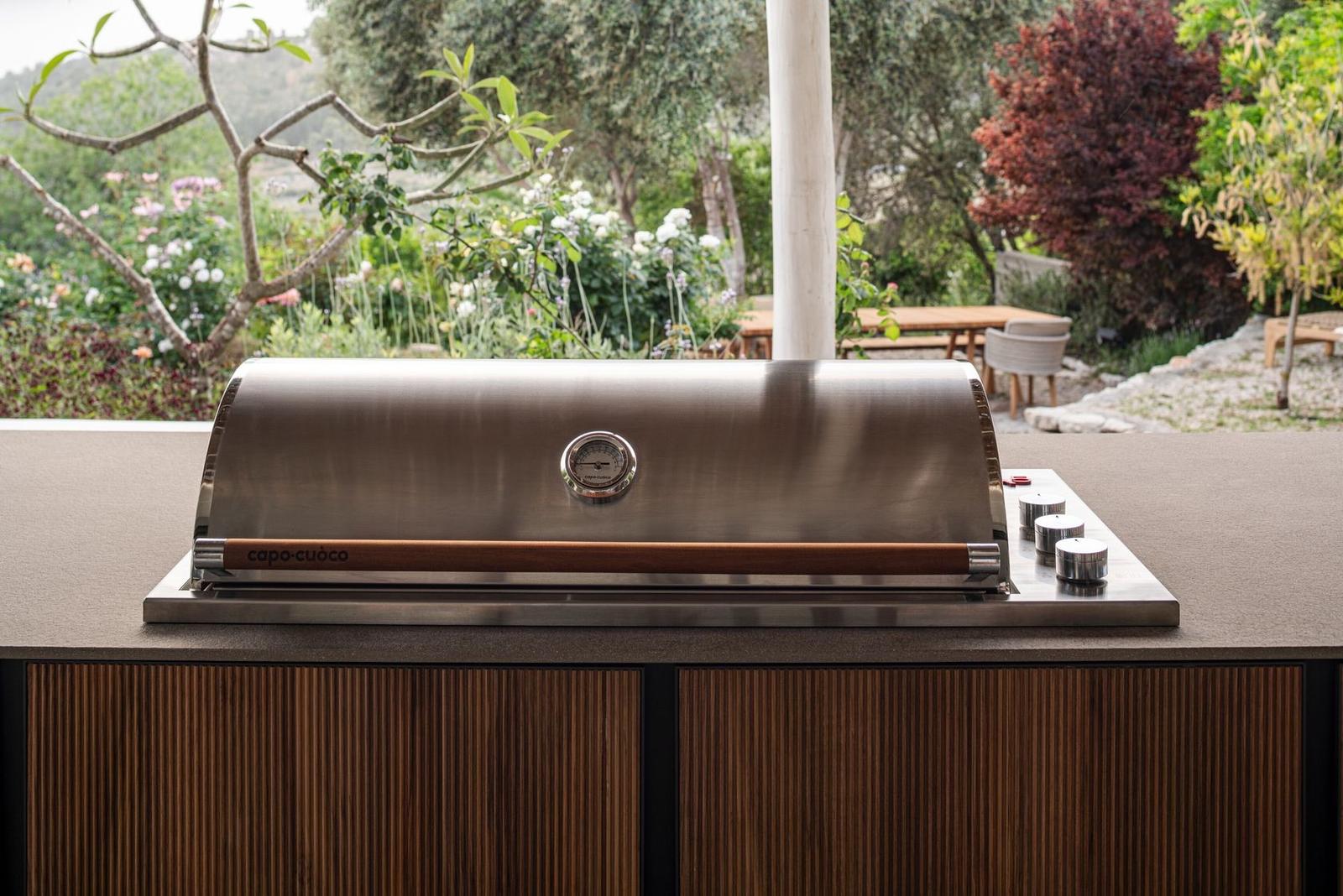 STRATO grill hood and timber slat detail